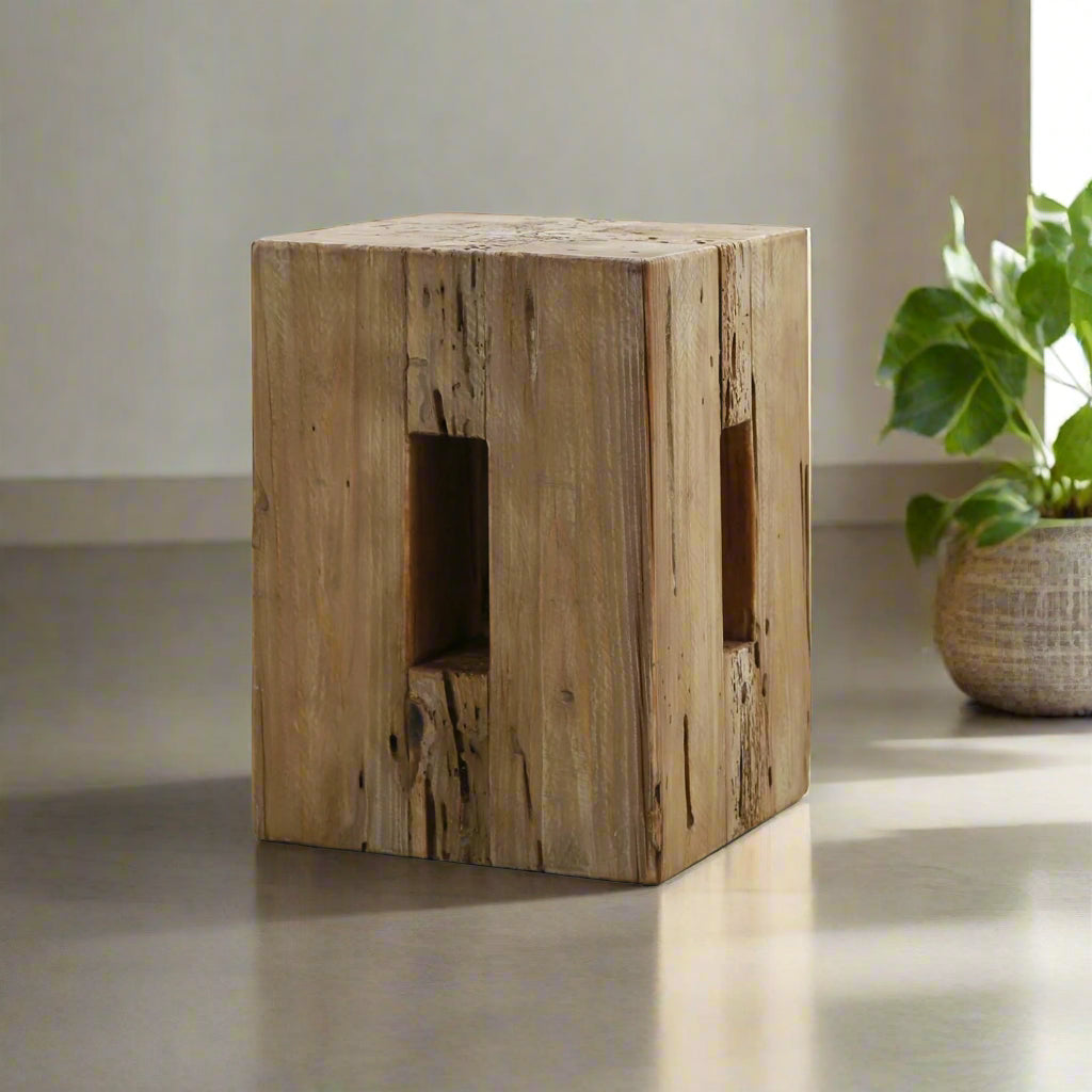 Meru Cedar Seat | Solid Oak | Maison d'Isle – Maison D'Isle